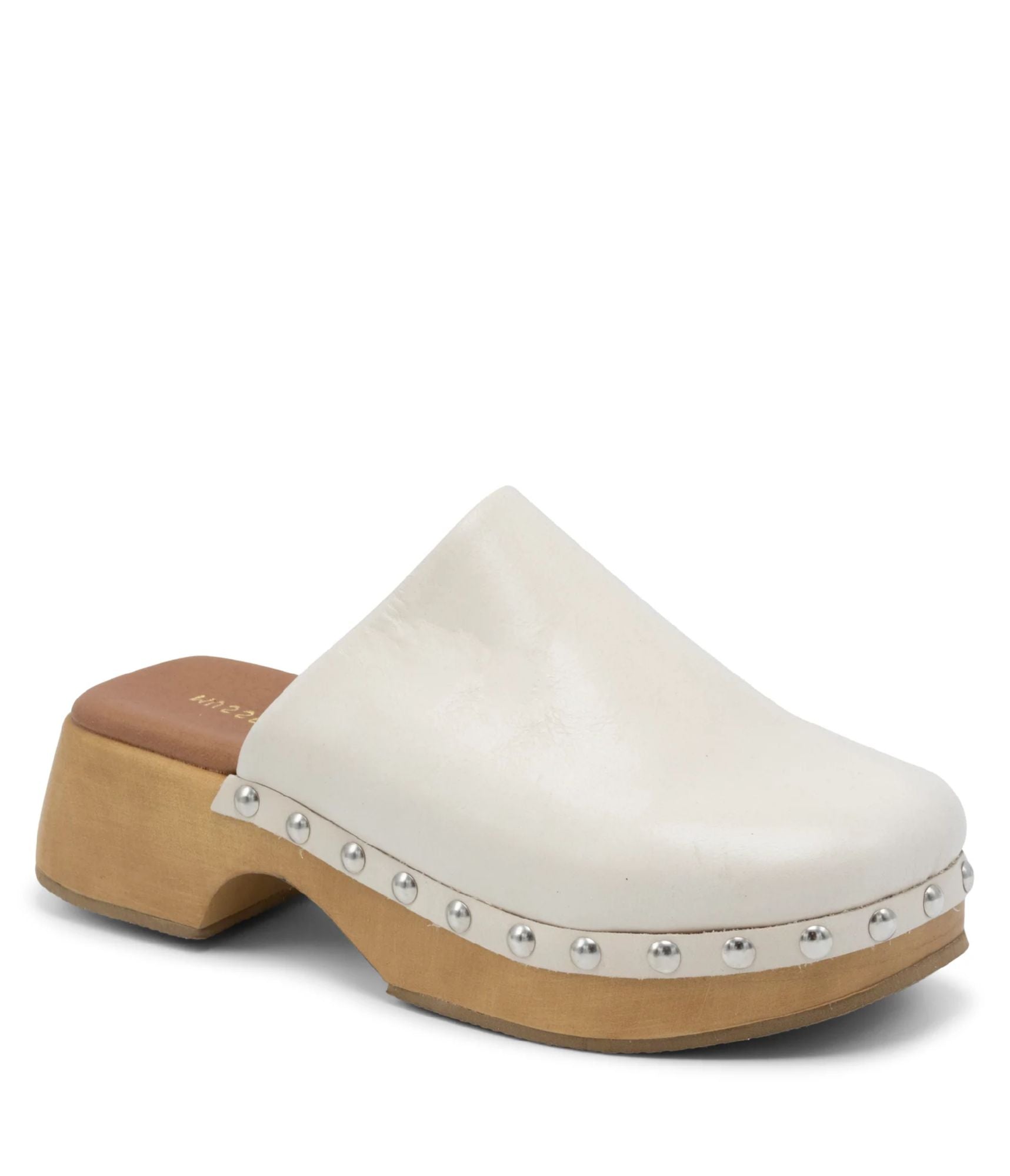 Musse and cloud clogs on sale