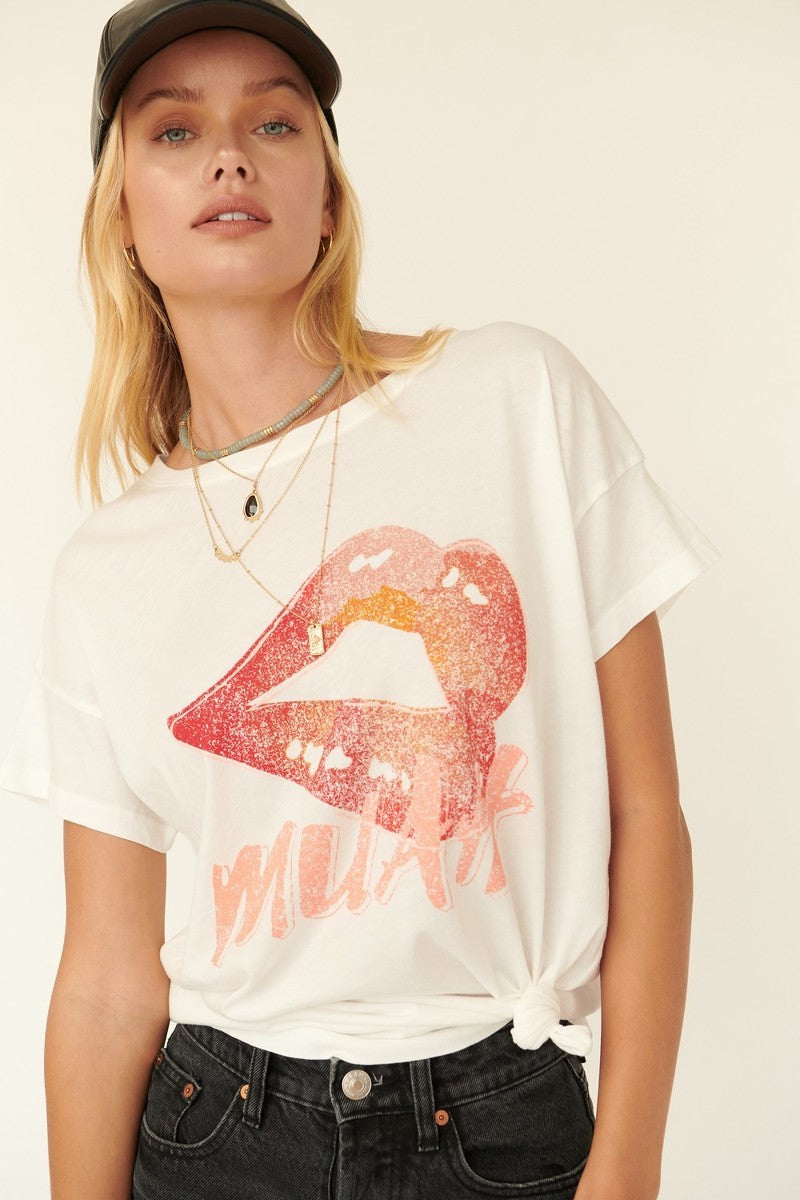 Promesa Mineral Washed Tee with Lips Graphic